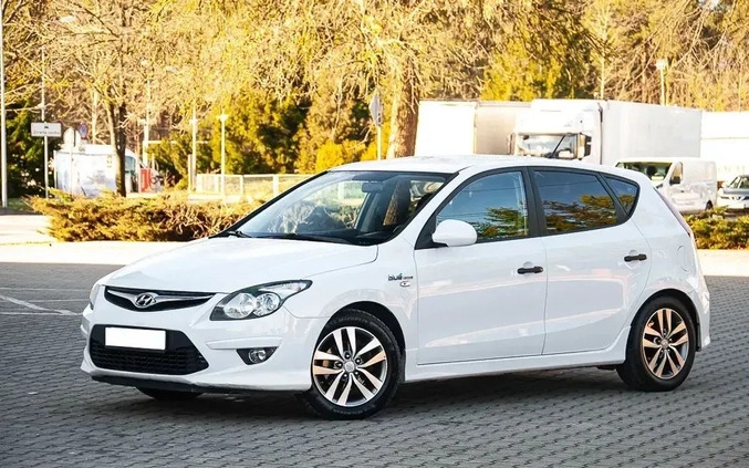 Hyundai I30 cena 22999 przebieg: 170000, rok produkcji 2010 z Lipno małe 407